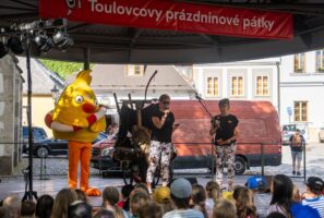 Tolouvcovy prázdninové pátky