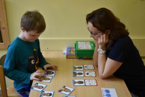 Rodinné Integrační Centrum 2 - Pomozte dětem